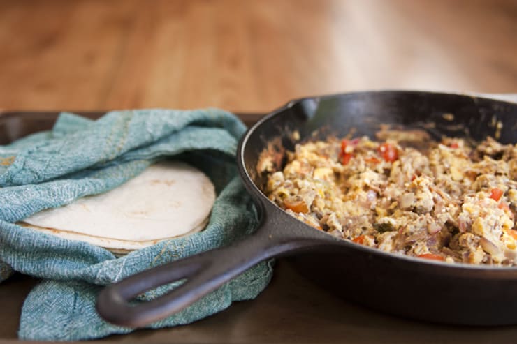 machaca breakfast skillet with flour tortillas